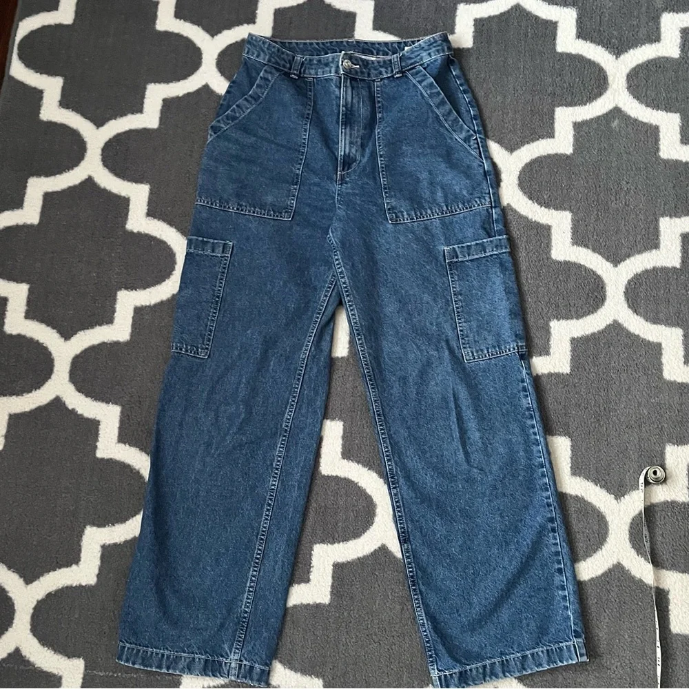 H&M DIVIDED Blue Denim cargo style women’s size 8 Jeans. Hi rise wide leg - Picture 4 of 12